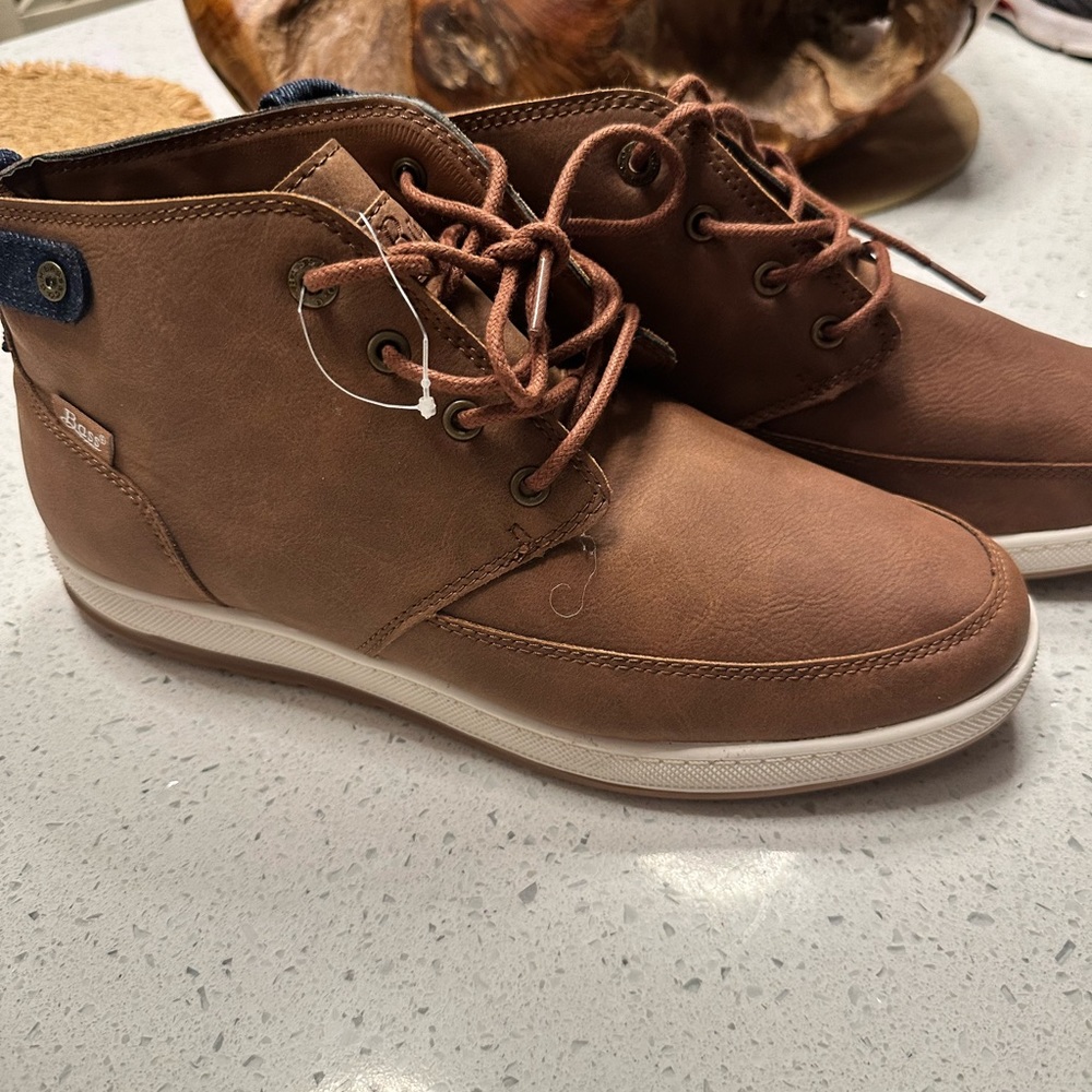 Men’s Bass Boots - Size 10 - Brand New - Never worn